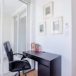 Convenient Bondi Beach Apartment - Beach View And Parking